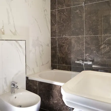 Belfast Szálloda 4*