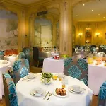 Belfast 4*