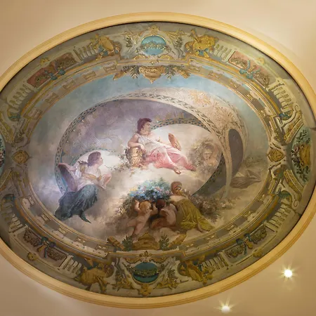 Hotel Belfast Paris