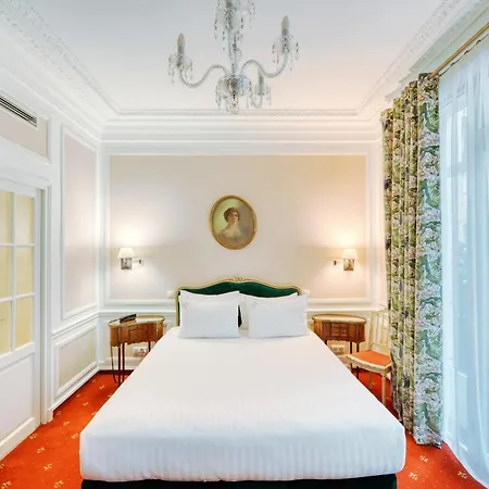 Hotell Belfast 4*