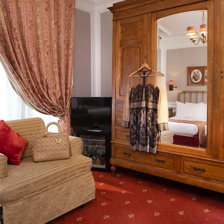 Belfast 4* Paris